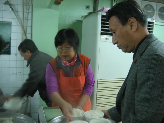sharing 036.jpg