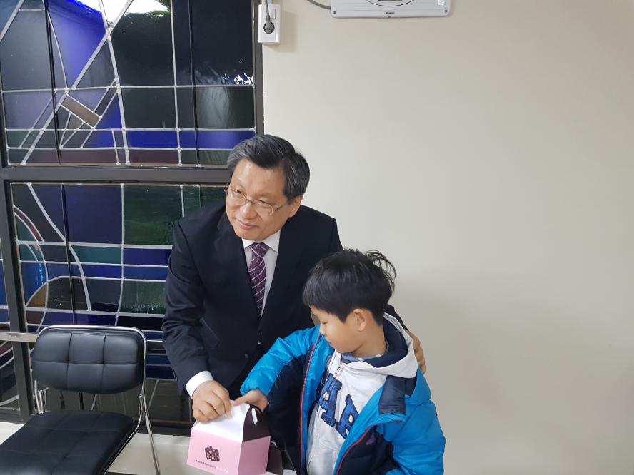 KakaoTalk_Moim_5VJs5E2wWk4Hx26KBd6dgq7iNaIK89.jpg