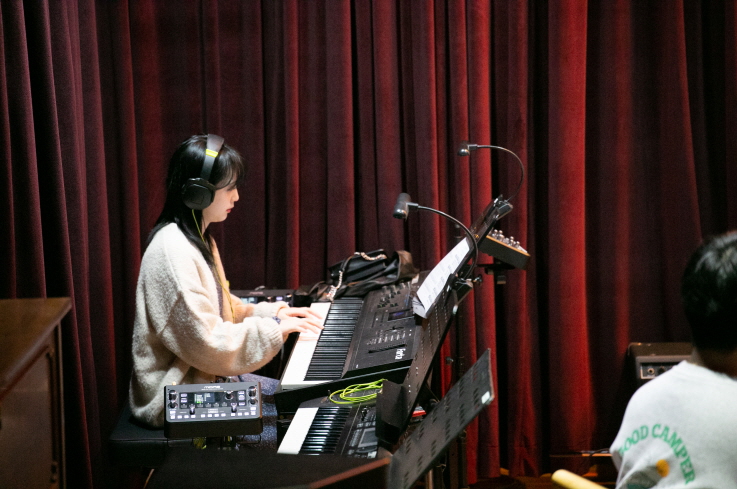 일괄편집_KakaoTalk_20230414_103922966_13.jpg : 1청년부 예배모습입니다!!