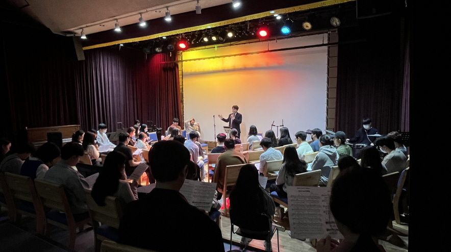 일괄편집_KakaoTalk_20230414_105434203_02.jpg : 1청년부 예배모습입니다!!