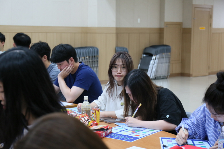 일괄편집_IMG_0979.JPG : 1청년부 여름수련회 5 - 이공하3_내인생을 주님께(Life Mapping)