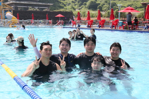 일괄편집_IMG_0309.JPG : 1청년부 여름수련회 6 - 야외활동(물놀이, 실내클라이밍, 오름산책)