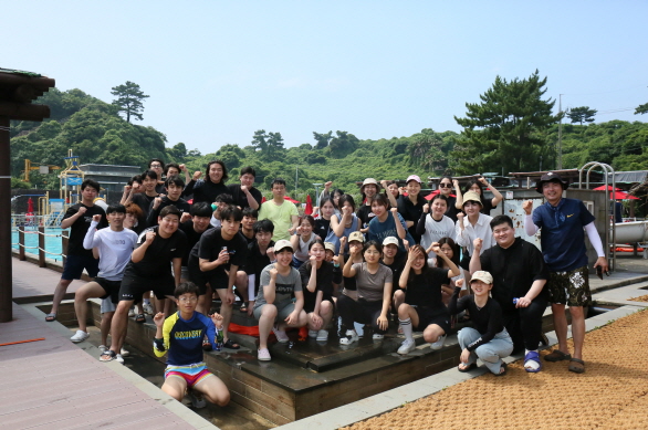 일괄편집_IMG_0153.JPG : 1청년부 여름수련회 6 - 야외활동(물놀이, 실내클라이밍, 오름산책)