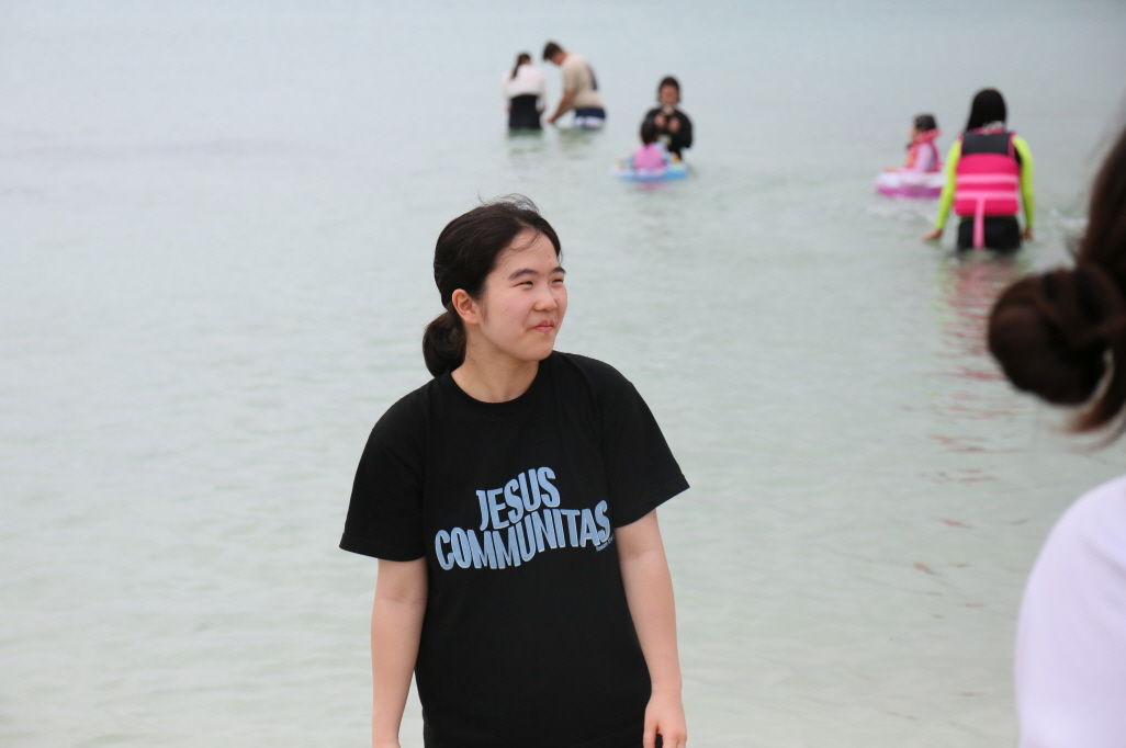 일괄편집_IMG_0870.JPG : 1청년부 여름수련회 6 - 야외활동(물놀이, 실내클라이밍, 오름산책)