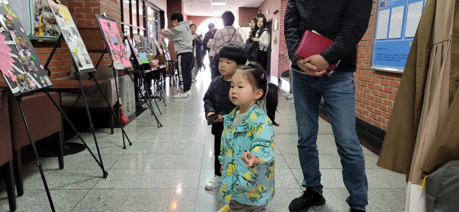 일괄편집_KakaoTalk_20230418_142157396_02.jpg : 1청년부_벚꽃사진 컨테스트^^