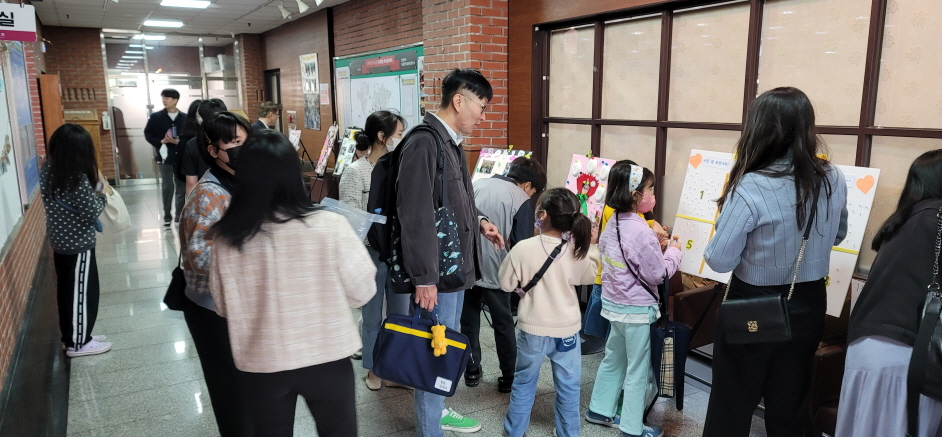 일괄편집_KakaoTalk_20230418_142157396_10.jpg : 1청년부_벚꽃사진 컨테스트^^