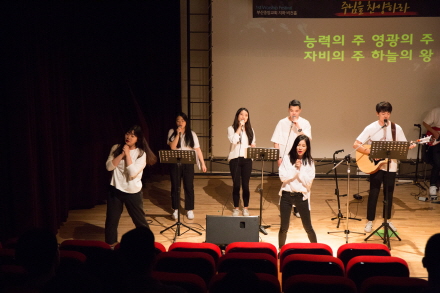 170924_청년부찬양축제-29.jpg