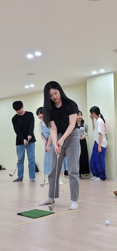 KakaoTalk_20230528_192119396_09.jpg : 1청년부 미니올림픽 이모모