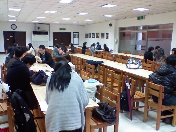 cha100228_002.jpg