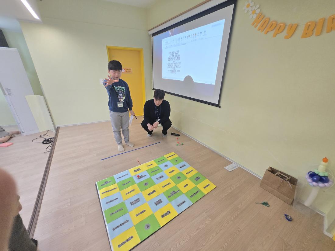 KakaoTalk_20250304_220052391_15.jpg : 3월 첫째주 유년부입니다^^