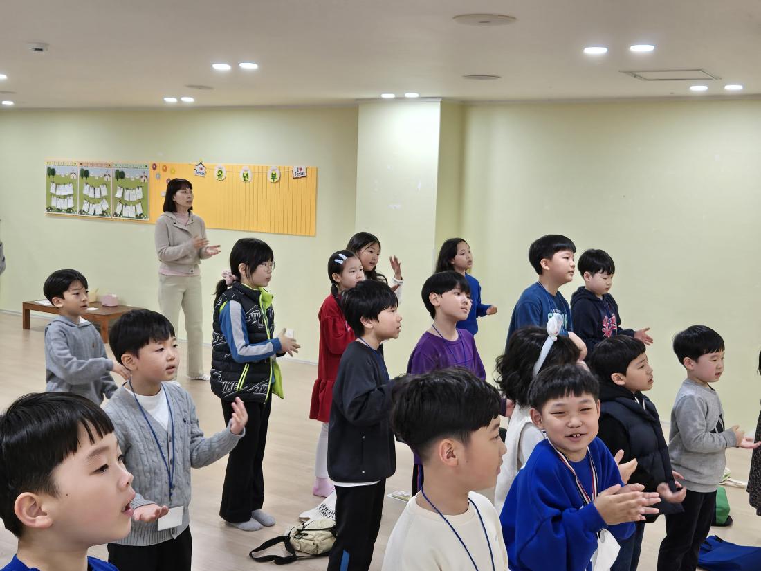 KakaoTalk_20250304_220257416_08.jpg : 3월 첫째주 유년부입니다^^