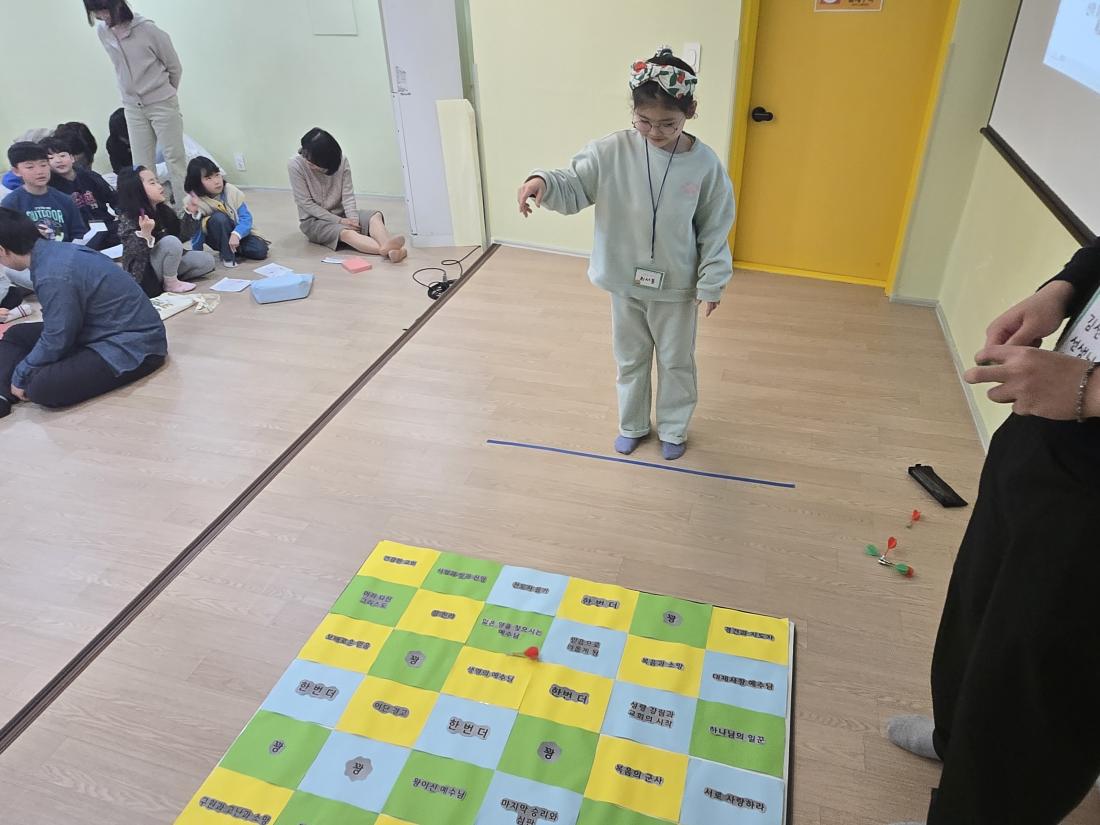 KakaoTalk_20250304_220052391_05.jpg : 3월 첫째주 유년부입니다^^