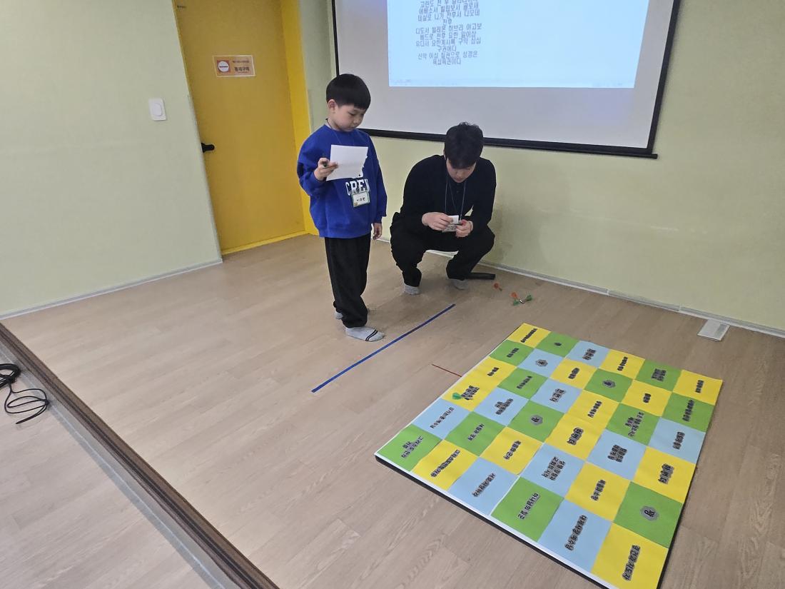KakaoTalk_20250304_220052391_14.jpg : 3월 첫째주 유년부입니다^^
