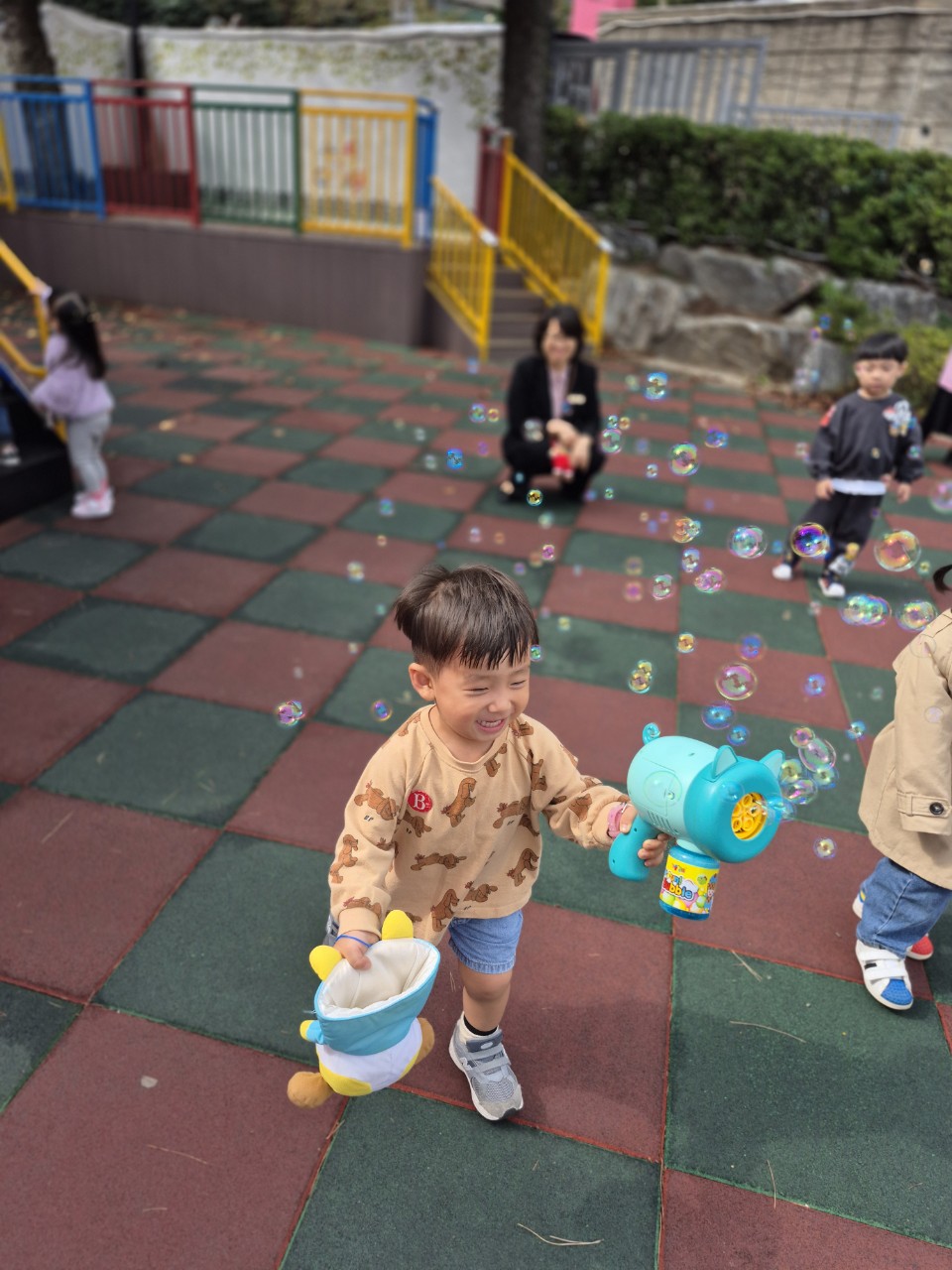 2025년 부산중앙교회 영아부_사진_20251028_57.jpg : 10월26일 주일 영아부 예배