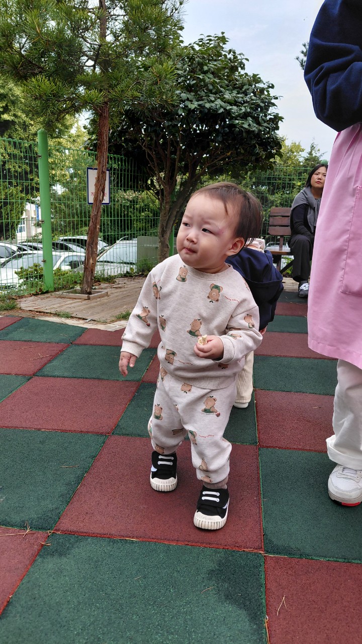 2025년 부산중앙교회 영아부_사진_20251028_46.jpg : 10월26일 주일 영아부 예배