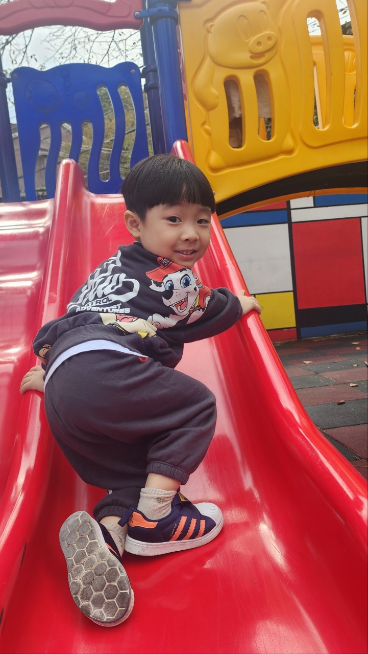 2025년 부산중앙교회 영아부_사진_20251028_72.jpg : 10월26일 주일 영아부 예배