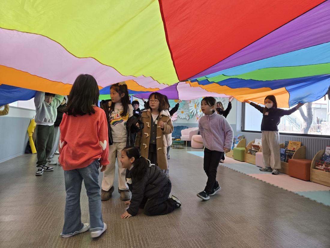 KakaoTalk_20260225_092746368_23.jpg : 유년부 겨울성경학교 첫째날입니다^^