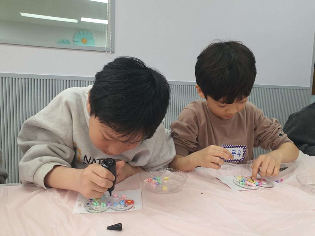 KakaoTalk_20260225_091029137_18.jpg : 유년부 겨울성경학교 첫째날입니다^^