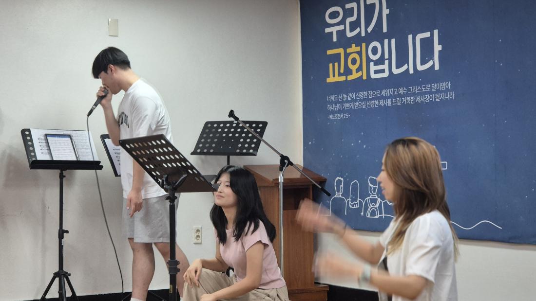KakaoTalk_20250906_155957026_18.jpg : 8월 24일 고등부 예배 사진입니다~