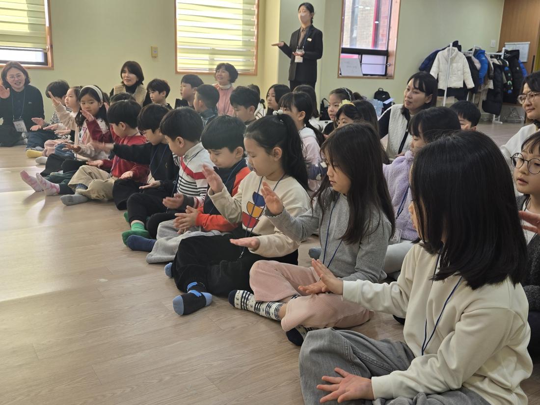 KakaoTalk_20260131_134149221_21.jpg : 1월 마지막주 유년부 예배모습입니다^^