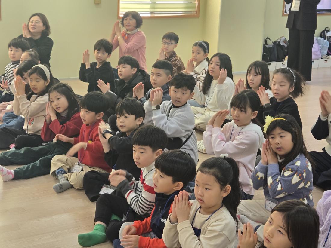 KakaoTalk_20260131_134149221_11.jpg : 1월 마지막주 유년부 예배모습입니다^^