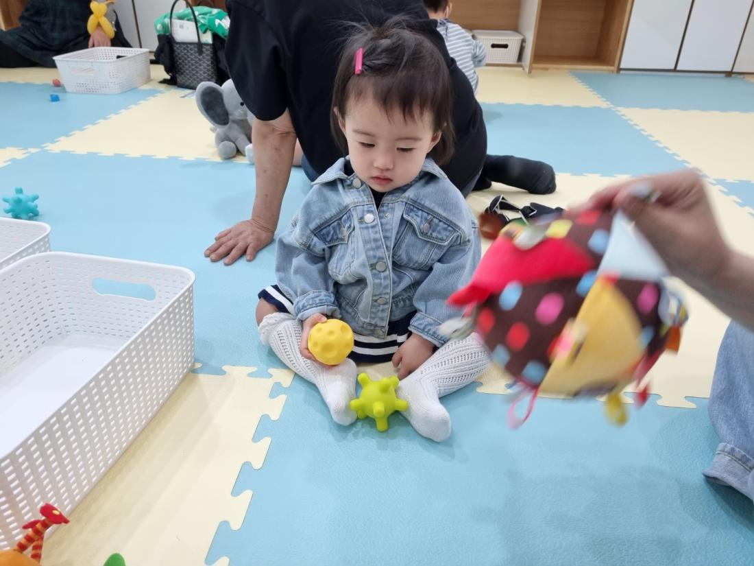 1652614463361-28.jpg : 영아부예배(2022.5.15.스승의주일)