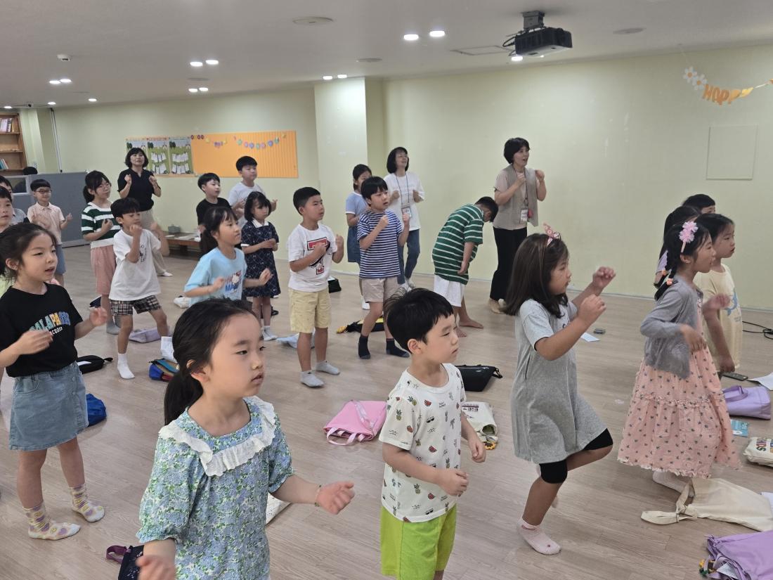 KakaoTalk_20250709_231949890_08.jpg : 7월 첫째주 유년부 예배입니다^^