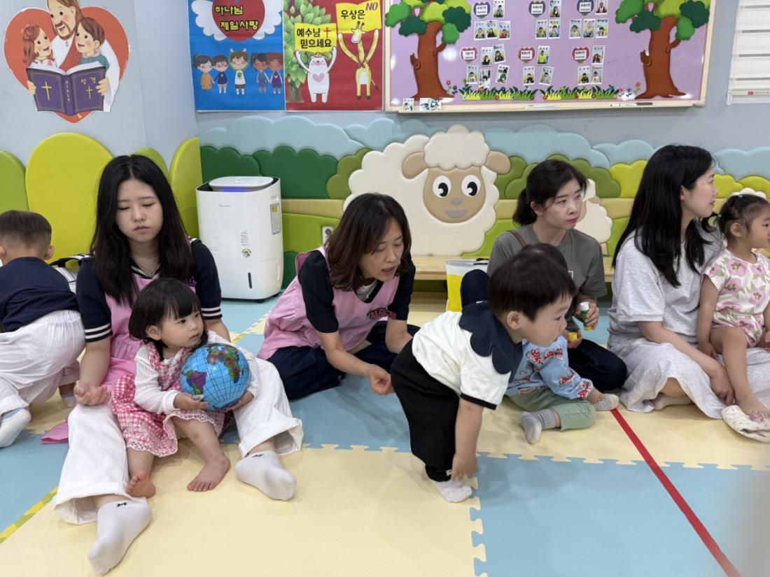 2025년 부산중앙교회 영아부_사진_20250614_63.jpg : 6월8일 주일 영아부 예배