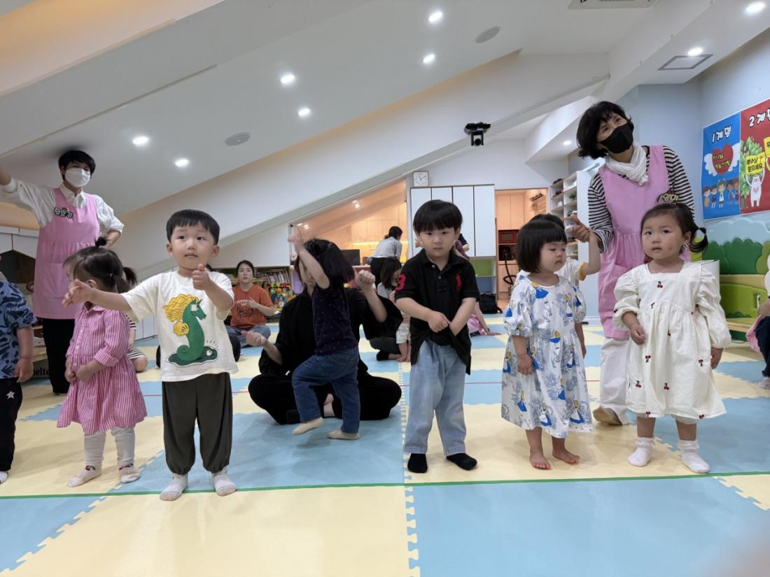 2025년 부산중앙교회 영아부_사진_20250614_26.jpg : 6월8일 주일 영아부 예배