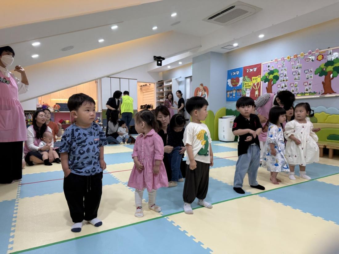 2025년 부산중앙교회 영아부_사진_20250614_24.jpg : 6월8일 주일 영아부 예배