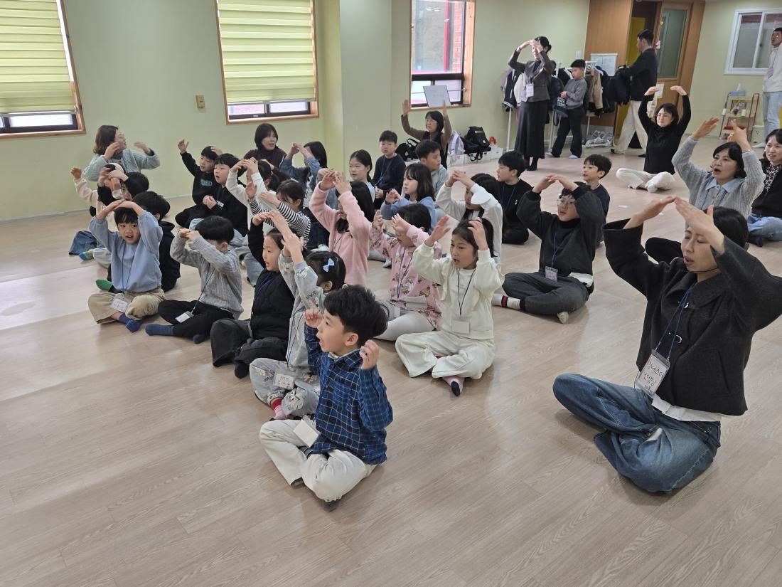 KakaoTalk_20260224_090533072_02.jpg : 유년부 겨울성경학교 둘째날입니다^^