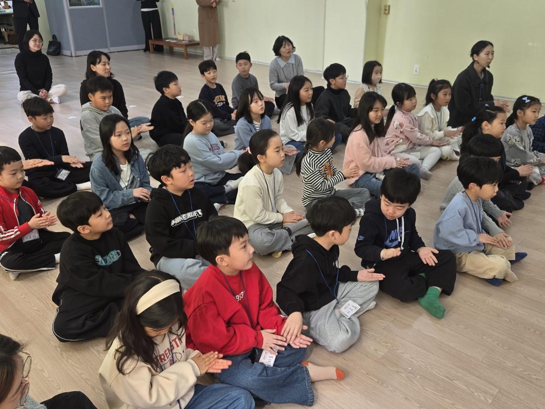 KakaoTalk_20260224_090533072_04.jpg : 유년부 겨울성경학교 둘째날입니다^^