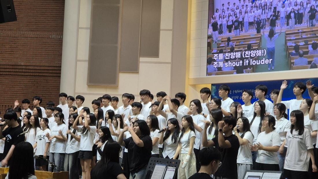KakaoTalk_20250907_232826943_07.jpg : 9월 7일 중고등부 주관예배 사진입니다~