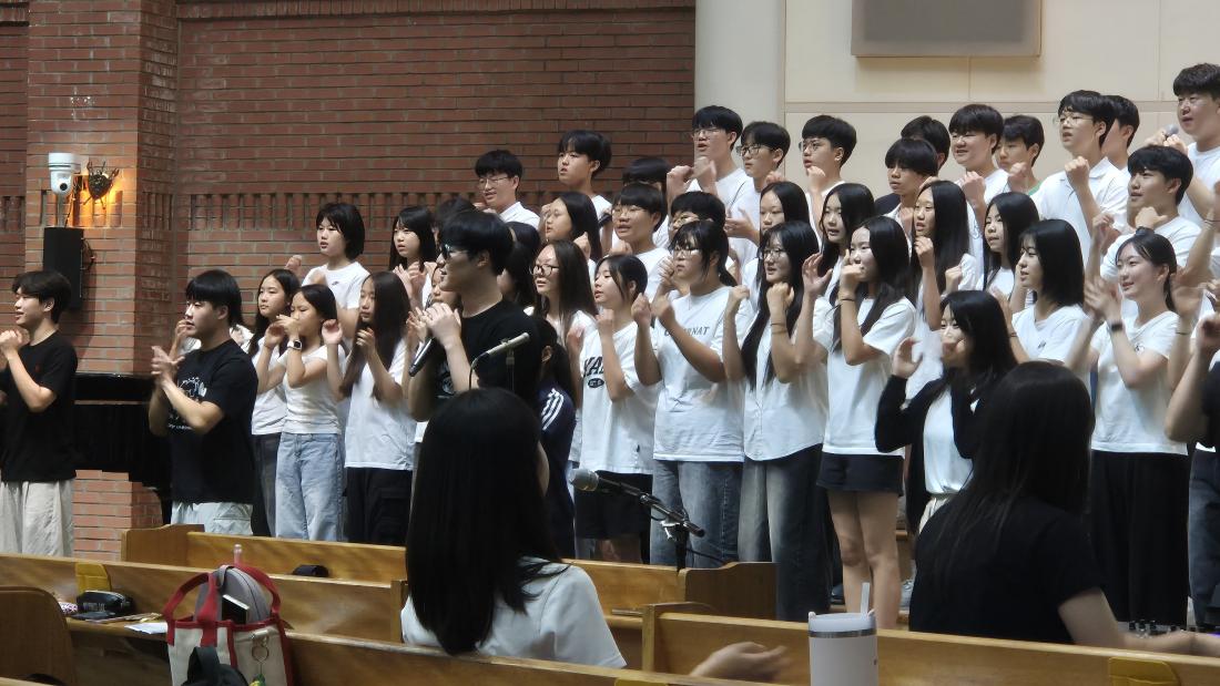KakaoTalk_20250907_232826943_08.jpg : 9월 7일 중고등부 주관예배 사진입니다~