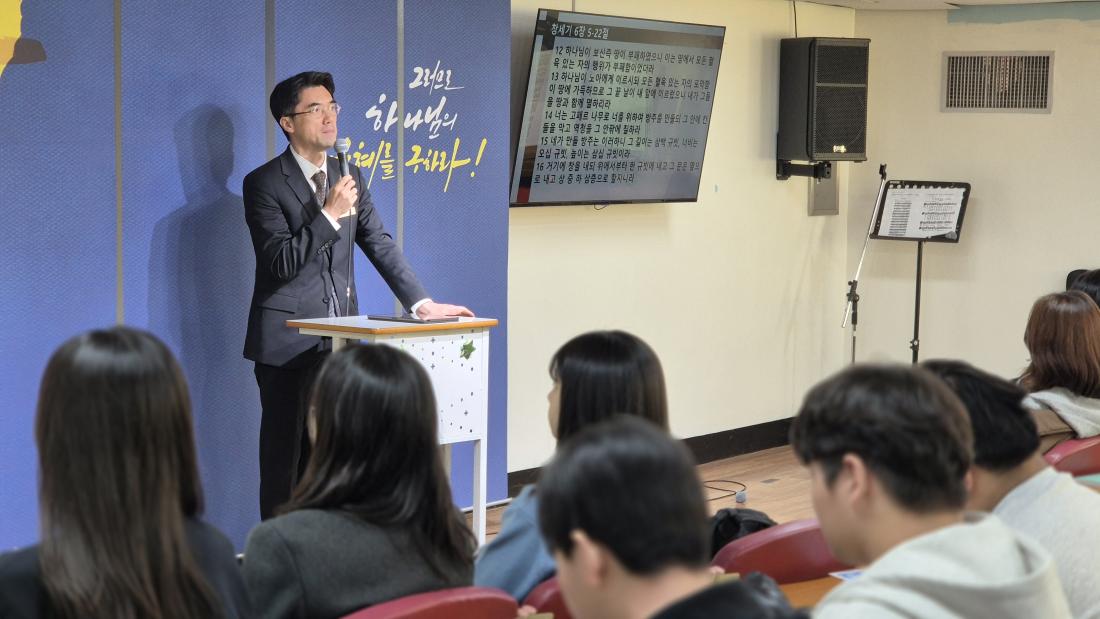 KakaoTalk_20260127_174711948_03.jpg : 1월 11일 고등부 예배 사진입니다~