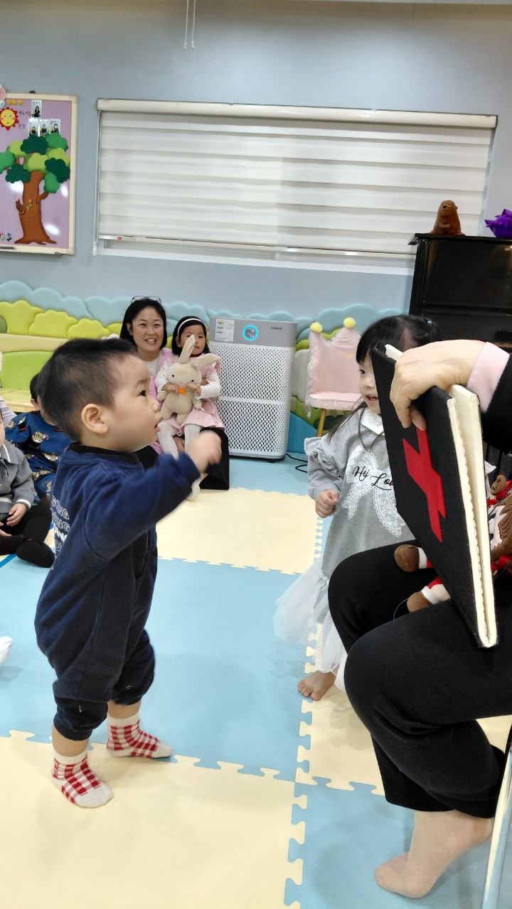 2025년 부산중앙교회 영아부_사진_20251123_25.jpg : 11월2일 주일 영아부 예배