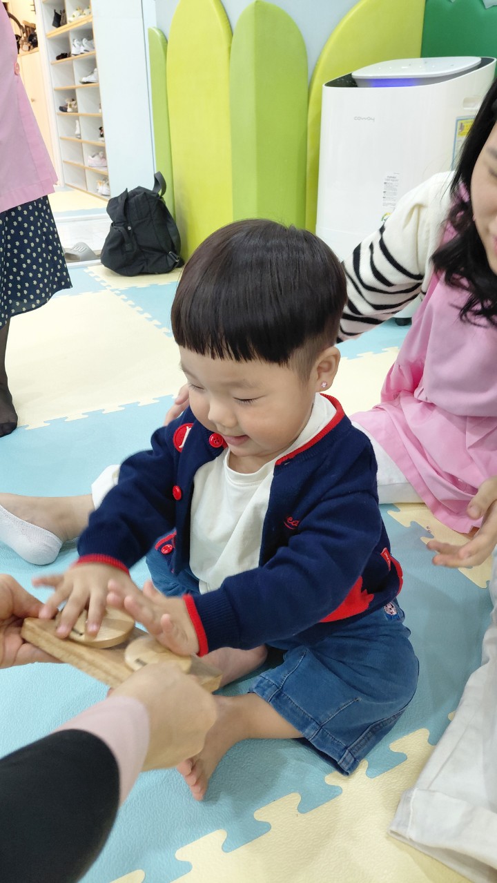 2025년 부산중앙교회 영아부_사진_20251123_42.jpg : 11월2일 주일 영아부 예배