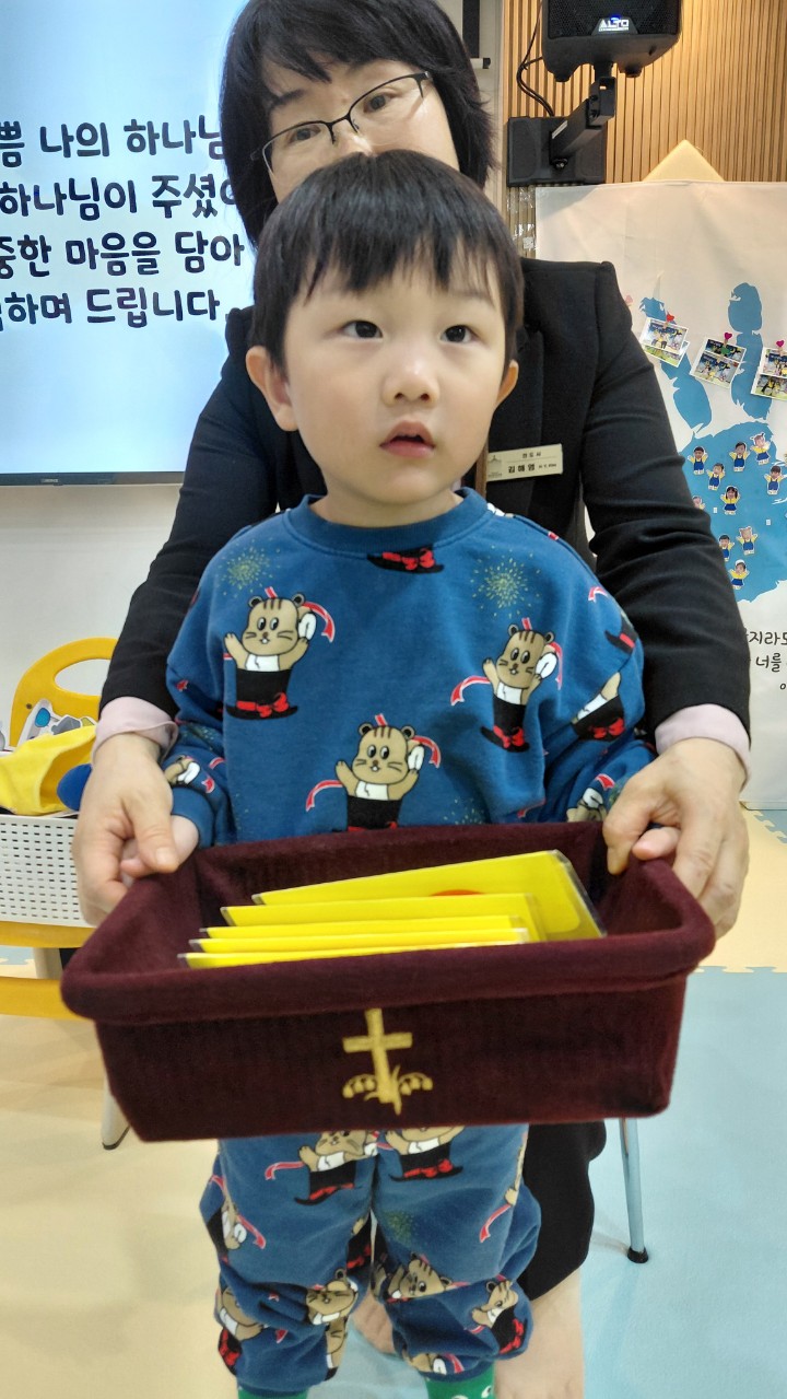 2025년 부산중앙교회 영아부_사진_20251123_28.jpg : 11월2일 주일 영아부 예배