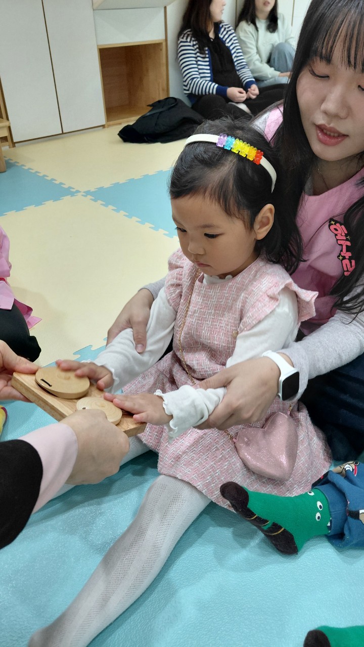 2025년 부산중앙교회 영아부_사진_20251123_39.jpg : 11월2일 주일 영아부 예배