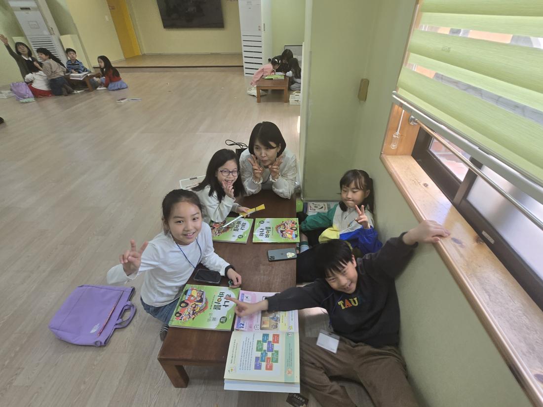 KakaoTalk_20250413_194250319_05.jpg : 4월 둘째주  유년부 모습입니다