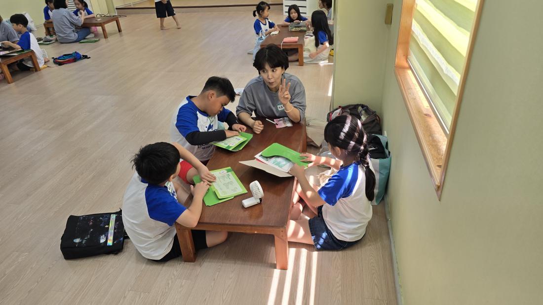 KakaoTalk_20250729_094437343_14.jpg : 유년부 여름성경학교 첫재날