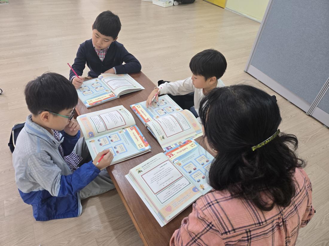 KakaoTalk_20251026_141210056_04.jpg : 10월 마지막주 유년부입니다^^