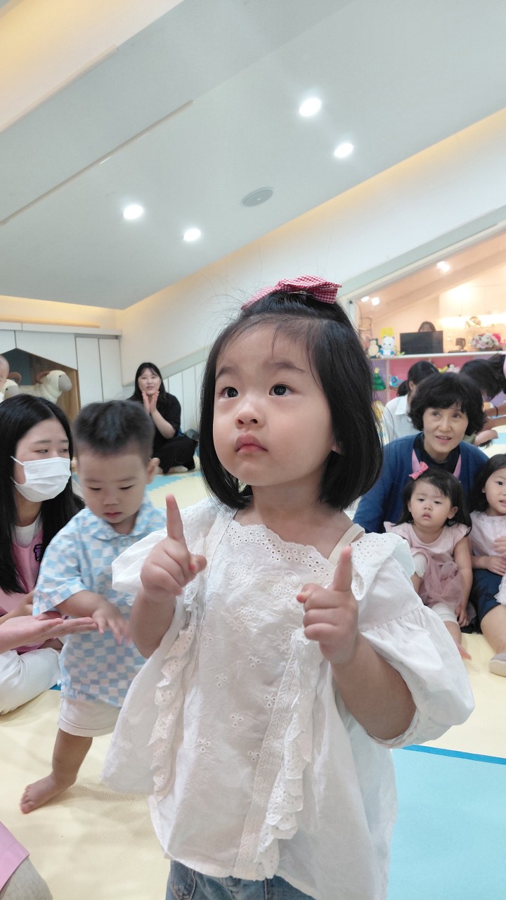 2025년 부산중앙교회 영아부_사진_20250910_22.jpg : 8월 17일 주일 영아부 예배