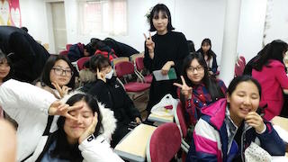 b7jUd0151ms87zl5qht8p_99bnb.jpg