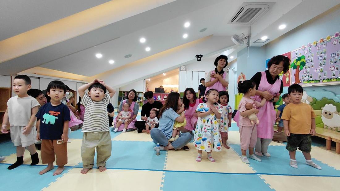 2025년 부산중앙교회 영아부_사진_20250910_8.jpg : 8월24일 주일 영아부 예배