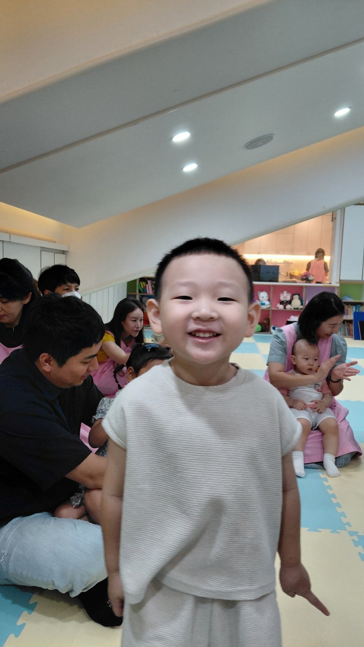 2025년 부산중앙교회 영아부_사진_20250910_7.jpg : 8월24일 주일 영아부 예배