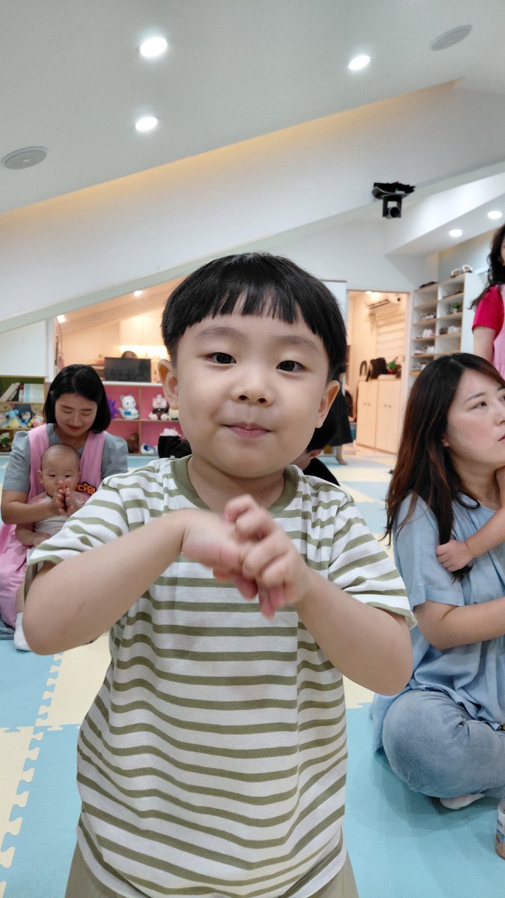 2025년 부산중앙교회 영아부_사진_20250910_6.jpg : 8월24일 주일 영아부 예배