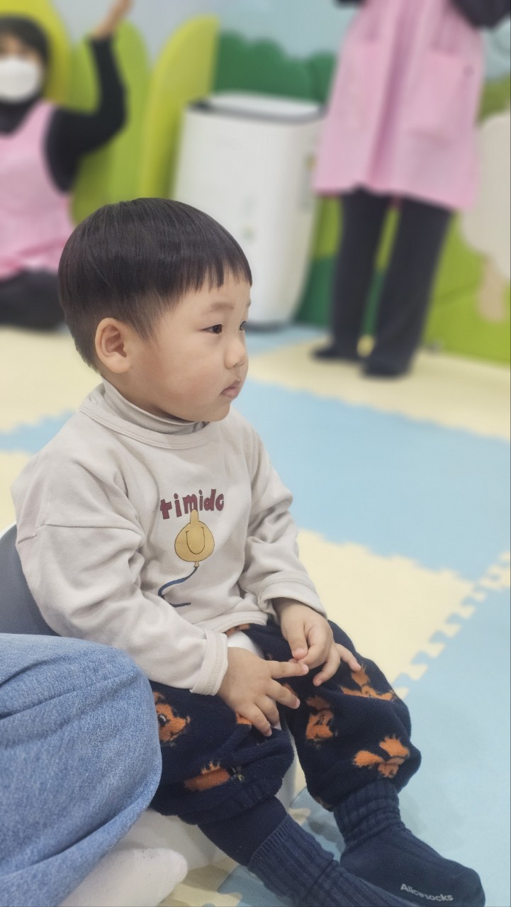 2026년 부산중앙교회 영아부_사진_20260111_42.jpg : 1월11일 주일 영아부 예배