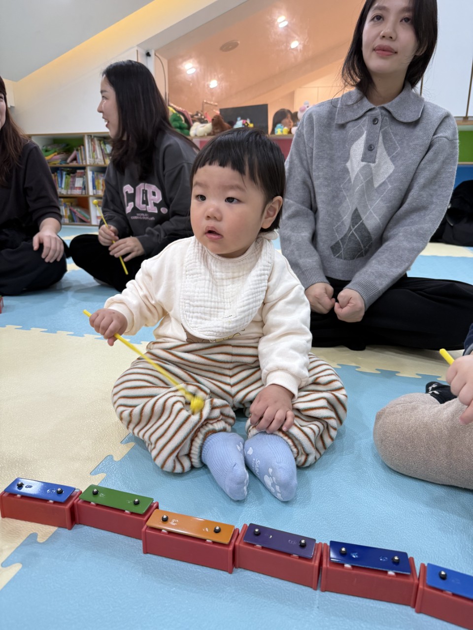 2026년 부산중앙교회 영아부_사진_20260111_4 (2).jpg : 1월11일 주일 영아부 예배