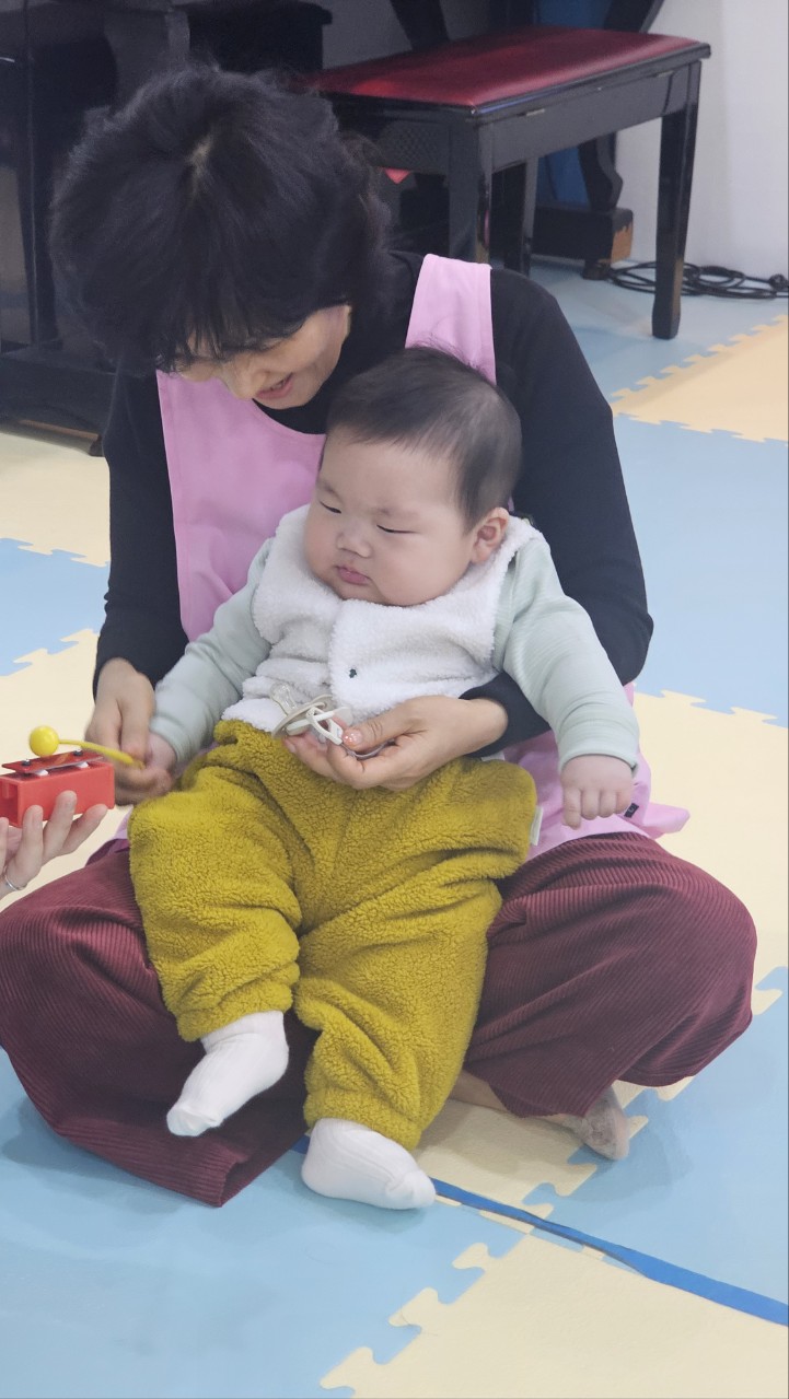 2026년 부산중앙교회 영아부_사진_20260111_86.jpg : 1월11일 주일 영아부 예배